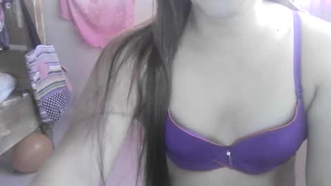 Perena online show from November 2025 03:45:02 AM