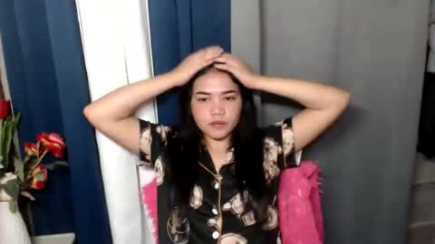 Snapshot of pinay_simplegirl chatting on April 2026 10:20:02 AM pinay_simplegirl online show from April 2026 10:20:02 AM