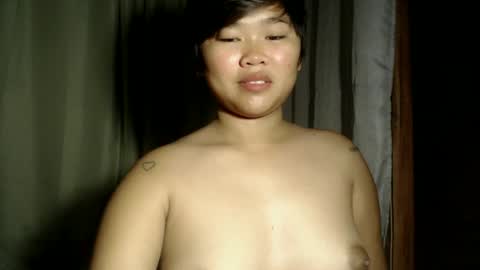 Snapshot of pinayprincesslyn chatting on June 2026 06:50:01 PM Lyn the Lesbian online show from June 2026 06:50:01 PM