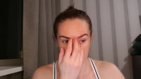       online show from December 2025 06:01:02 PM