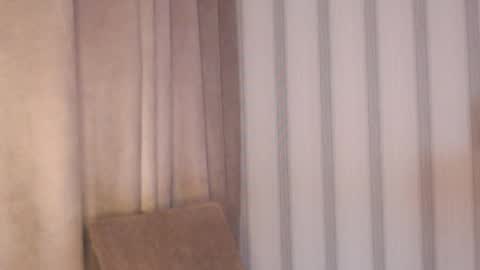 Snapshot of pineapple__mood chatting on June 2026 12:09:01 PM online show from June 2026 12:09:01 PM