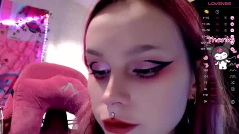 Nancy online show from November 2025 12:27:02 PM