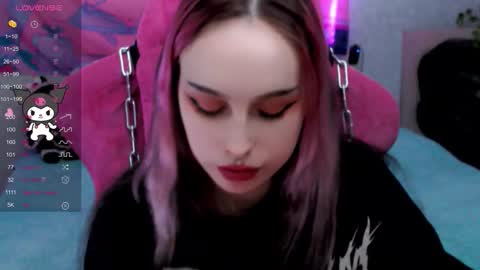 Nancy online show from November 2025 09:06:01 PM