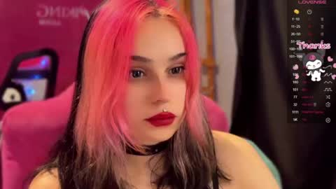 Snapshot of pineapple_dope chatting on June 2026 08:55:02 PM Nancy online show from June 2026 08:55:02 PM