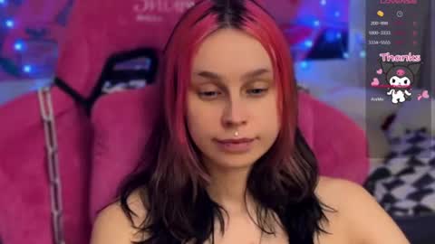 Snapshot of pineapple_dope chatting on July 2026 08:11:02 PM Nancy online show from July 2026 08:11:02 PM