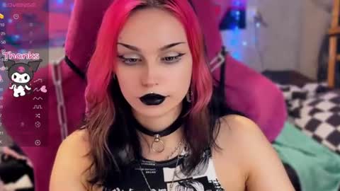 Snapshot of pineapple_dope chatting on July 2026 11:25:02 PM Nancy online show from July 2026 11:25:02 PM