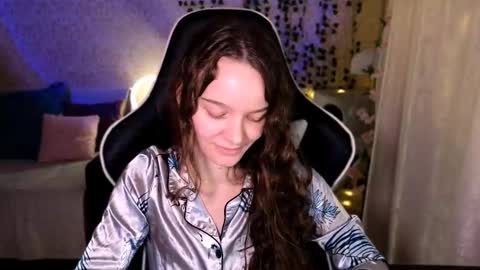 Stephanie online show from March 2026 08:34:02 PM