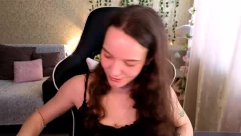 Stephanie online show from March 2026 05:44:01 AM