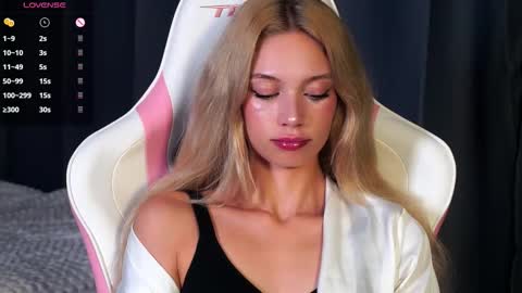 Kate online show from September 2025 05:45:01 PM