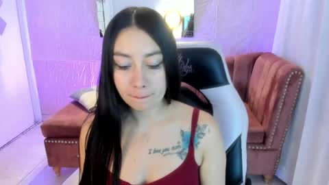 Snapshot of pink_rouse_m chatting on June 2026 01:14:01 PM isabella online show from June 2026 01:14:01 PM