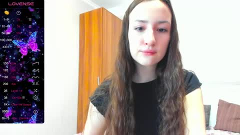 Snapshot of pink_soda33 chatting on May 2026 06:18:01 AM pink_soda33 online show from May 2026 06:18:01 AM