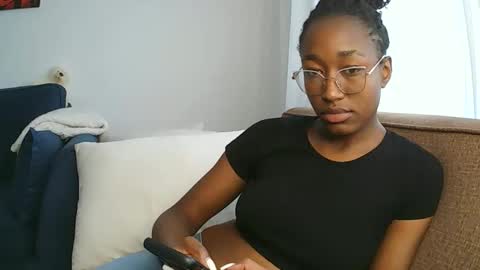 PinkyAura online show from January 2026 09:25:02 AM