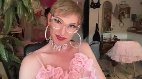 Snapshot of pinkfag chatting on June 2026 06:20:02 PM pinkfag online show from June 2026 06:20:02 PM