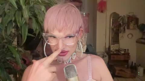 Snapshot of pinkfag chatting on June 2026 05:15:02 PM pinkfag online show from June 2026 05:15:02 PM