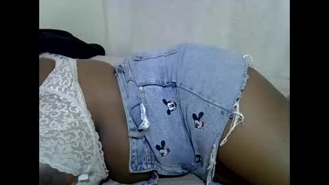 Kim20 online show from November 2025 07:56:02 PM