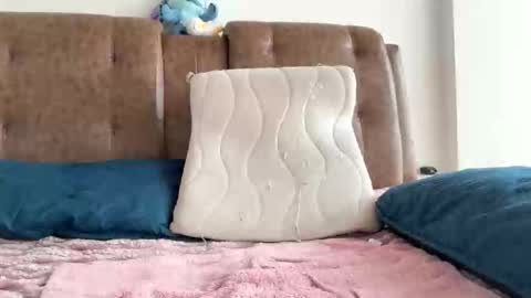 Snapshot of pinkilola chatting on February 2026 07:43:01 PM Pinkilola online show from February 2026 07:43:01 PM