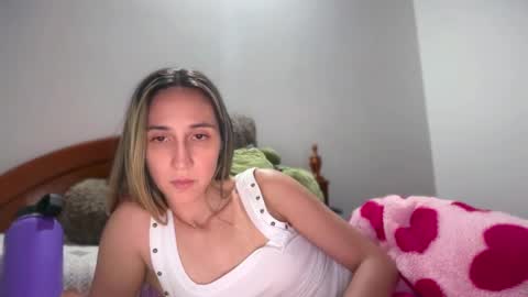 Snapshot of pinkilola chatting on May 2026 03:02:02 AM Pinkilola online show from May 2026 03:02:02 AM