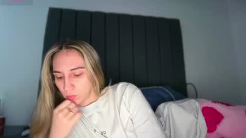 Pinkilola online show from July 2026 05:27:01 PM