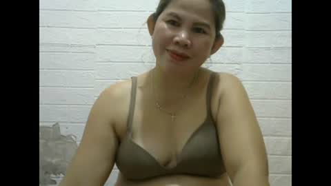 pinkishpusiemom18 online show from January 2025 10:43:02 AM