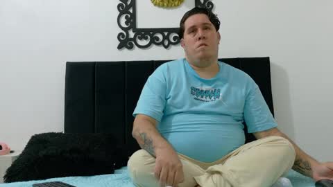 pinkqueen23 online show from June 2026 02:59:01 AM