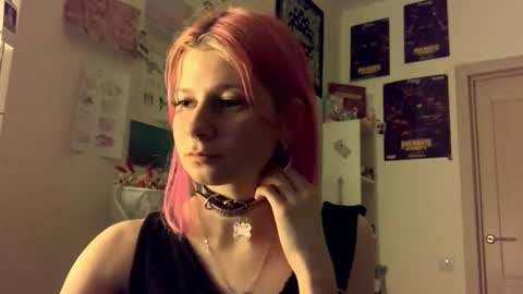 Snapshot of pinkvampire chatting on September 2025 06:09:02 PM Sara online show from September 2025 06:09:02 PM