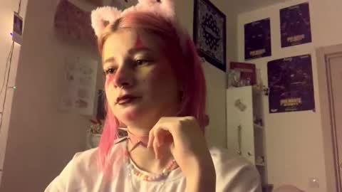 Snapshot of pinkvampire chatting on September 2025 06:54:01 PM Sara online show from September 2025 06:54:01 PM