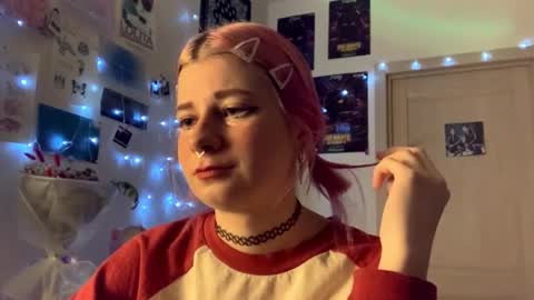 Snapshot of pinkvampire chatting on September 2025 08:46:01 PM Sara online show from September 2025 08:46:01 PM