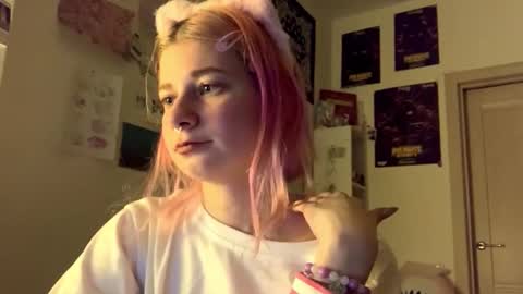 Snapshot of pinkvampire chatting on October 2025 08:51:01 PM Sara online show from October 2025 08:51:01 PM