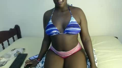 Snapshot of pinky_ebony1 chatting on November 2025 02:43:02 PM pinky online show from November 2025 02:43:02 PM