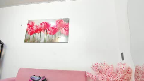 pinky_f00x online show from June 2026 07:38:02 PM