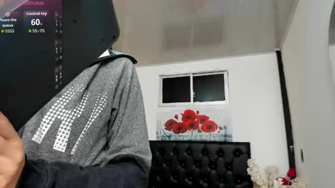 pinky_f00x online show from June 2026 07:25:01 PM