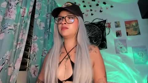 Snapshot of pinky_promiseex chatting on July 2026 12:08:02 AM pinky_promiseex online show from July 2026 12:08:02 AM