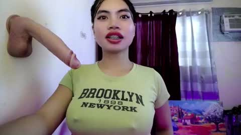 Snapshot of pinky_pussybobby69 chatting on June 2026 04:04:02 AM Tina online show from June 2026 04:04:02 AM