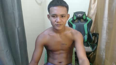 Snapshot of pinoy_fucker18 chatting on April 2026 06:29:01 AM pinoy_fucker18 online show from April 2026 06:29:01 AM