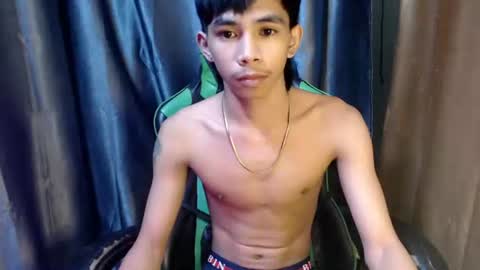 Snapshot of pinoy_oyd69 chatting on May 2026 12:10:02 PM pinoy_oyd69 online show from May 2026 12:10:02 PM