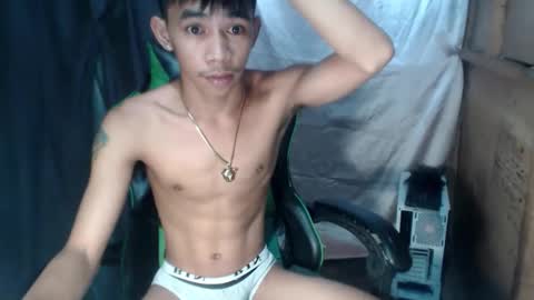 Snapshot of pinoy_oyd69 chatting on May 2026 02:31:01 AM pinoy_oyd69 online show from May 2026 02:31:01 AM