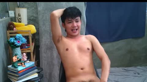 Snapshot of pinoy_petitehugecock chatting on February 2026 06:12:01 AM alex online show from February 2026 06:12:01 AM