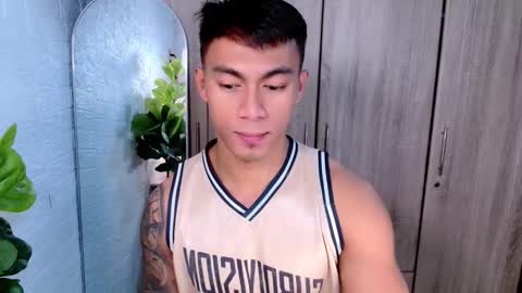 ethan online show from November 2025 02:00:01 AM