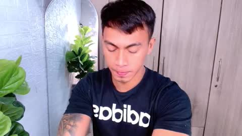 ethan online show from November 2025 07:38:02 AM