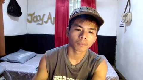 Snapshot of pinoymonstercock_xx chatting on February 2025 08:05:02 AM WIN WIN JAY AR online show from February 2025 08:05:02 AM