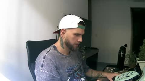 Snapshot of pipe1203 chatting on March 2026 05:41:02 PM pipe1203 online show from March 2026 05:41:02 PM