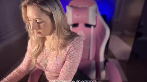 Snapshot of piperisyourho chatting on March 2025 12:29:01 AM Piperisyourho online show from March 2025 12:29:01 AM