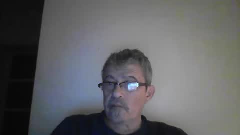 Snapshot of pipi2704 chatting on January 2025 07:16:02 PM pipi2704 online show from January 2025 07:16:02 PM