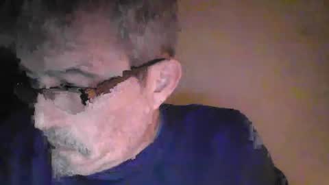 Snapshot of pipi2704 chatting on January 2025 05:56:01 AM pipi2704 online show from January 2025 05:56:01 AM