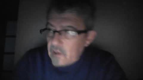 Snapshot of pipi2704 chatting on January 2025 03:25:01 PM pipi2704 online show from January 2025 03:25:01 PM