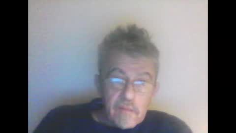 Snapshot of pipi2704 chatting on January 2025 05:21:02 AM pipi2704 online show from January 2025 05:21:02 AM