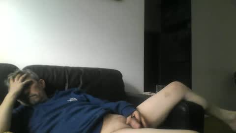 Snapshot of pipi2704 chatting on January 2025 11:28:02 AM pipi2704 online show from January 2025 11:28:02 AM