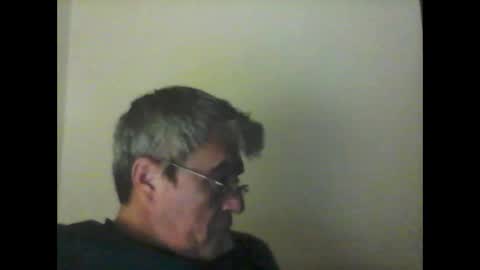 Snapshot of pipi2704 chatting on February 2025 02:37:02 AM pipi2704 online show from February 2025 02:37:02 AM