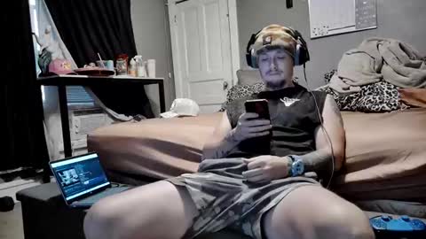 Snapshot of pippylongdickin chatting on May 2026 01:35:01 AM pippylongdickin online show from May 2026 01:35:01 AM