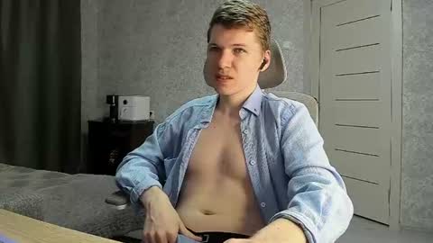 Pierre online show from June 2026 11:52:01 PM